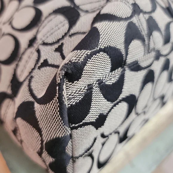 Coach Hadley Black and Gray Signature Canvas With Leather Trim Tote Bag - Picture 10 of 16